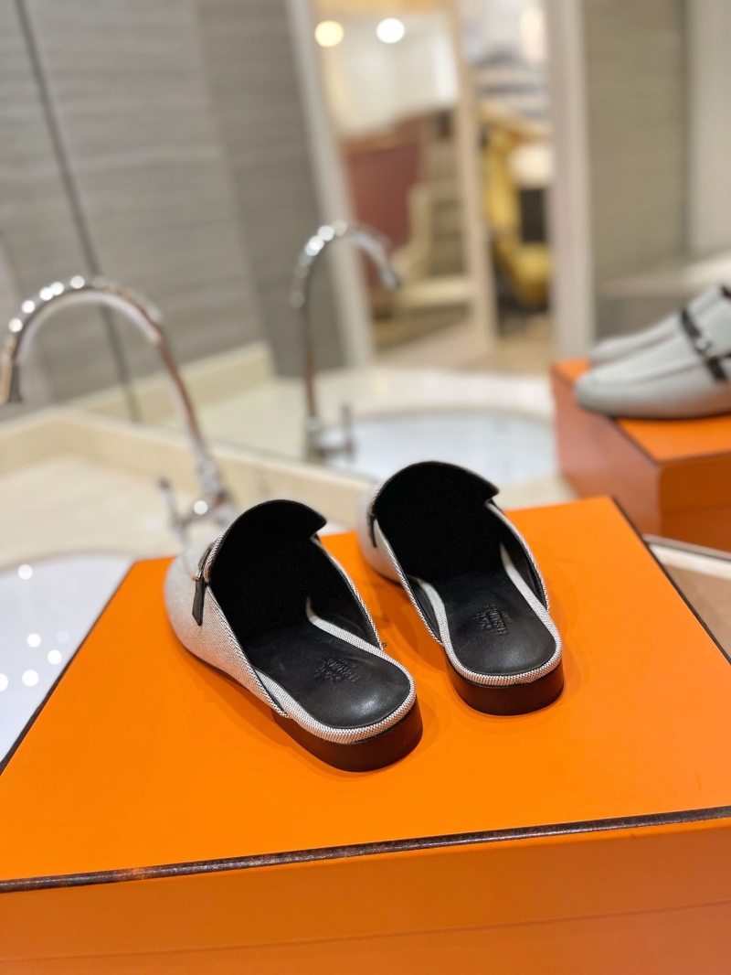 Hermes Slippers